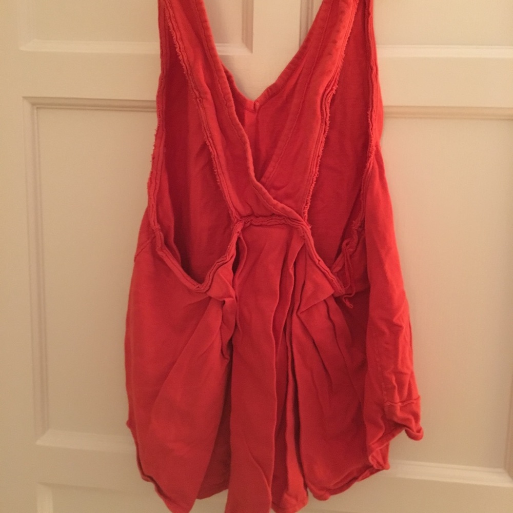 Top - Picture 2 of 2